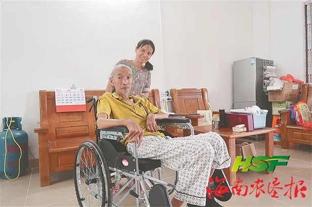 地上三層機(jī)械式立體停車庫